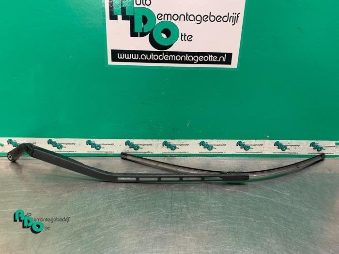 Bras essuie-glace avant d'un Citroen C4 (C4 04-), -, 3 mois de garantie, Utilisé, -