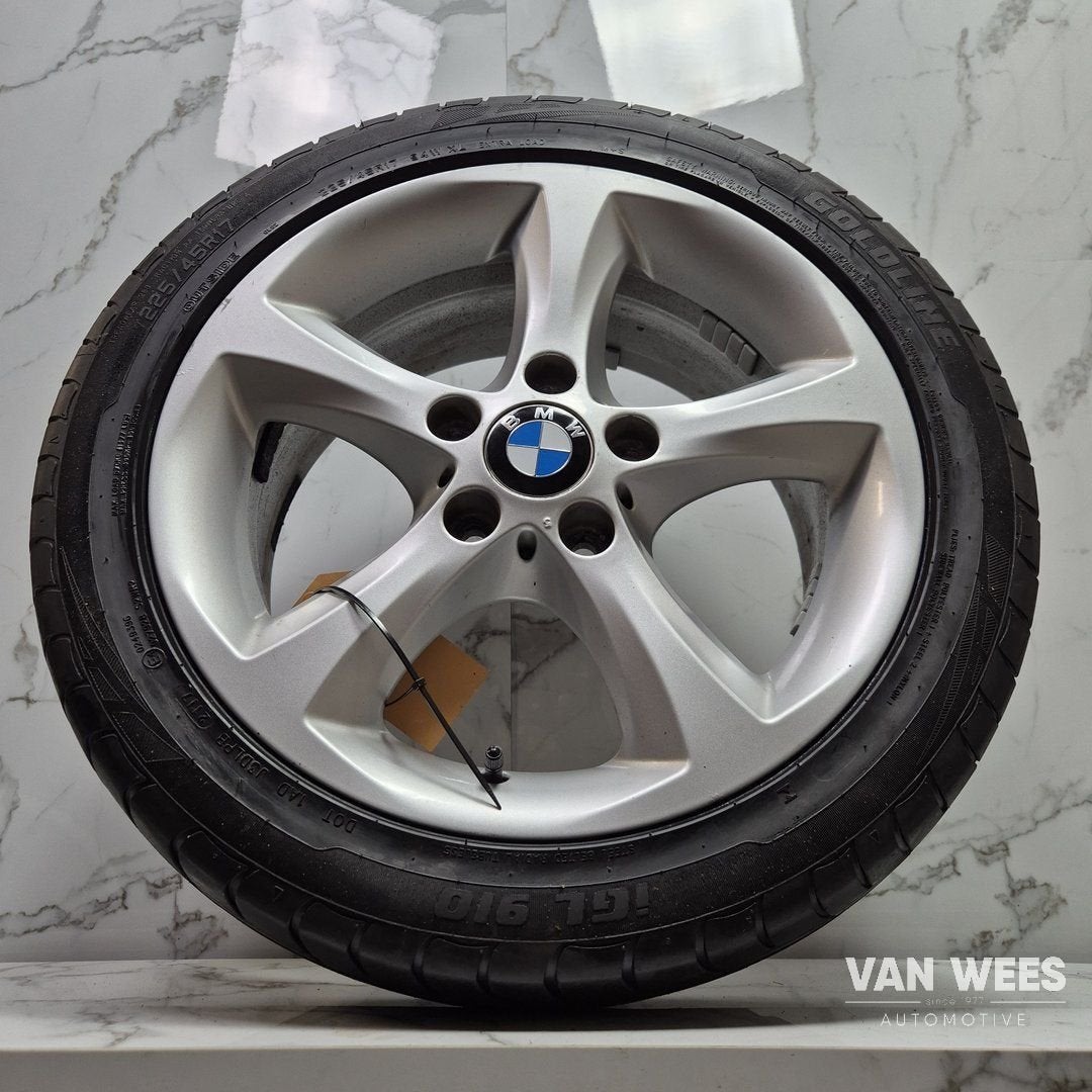 Bmw 1 2 Serie E87+ F20+ 225/45/17 INCH STYLING 256 Zomerset, Auto-onderdelen, Banden en Velgen, Gebruikt, -, -, Banden en Velgen