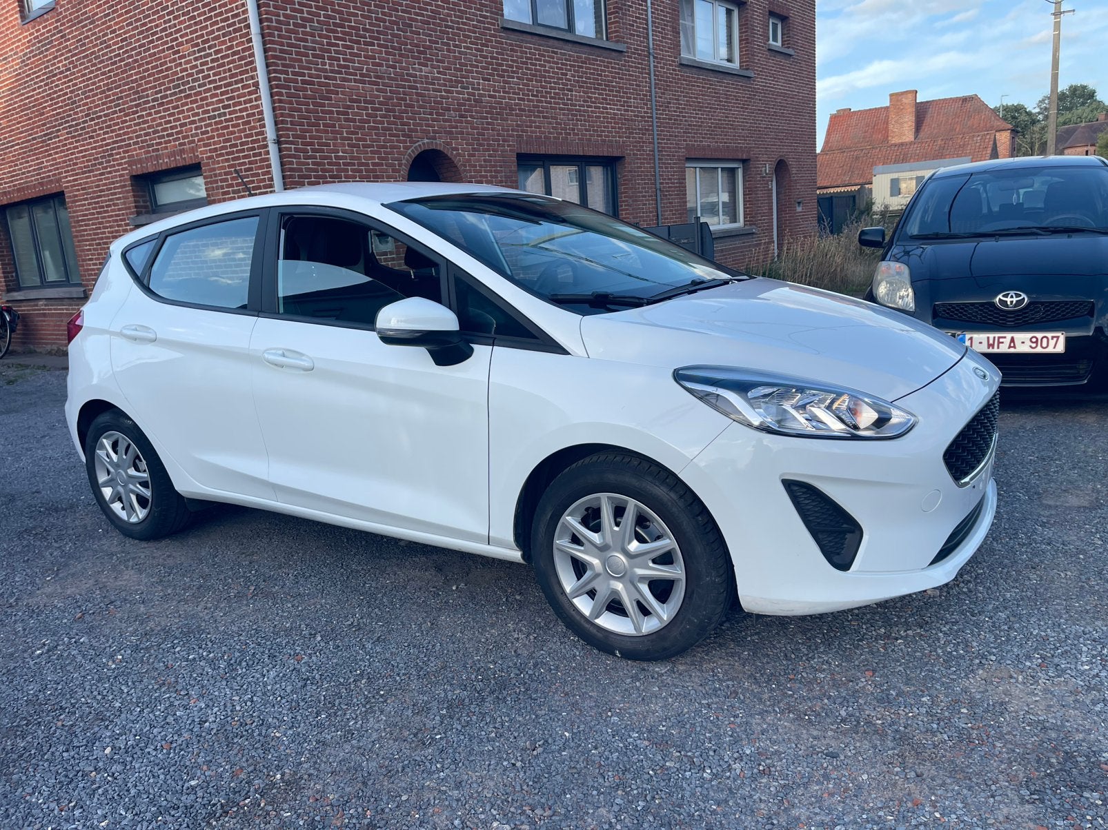 Ford Fiesta 1.1iEssence,Airco,Cruise control,39.000km.1er pr, Autos, Achat, https://public.car-pass.be/vhr/c368cc7c-0307-474a-82a5-7eec3ae38abf