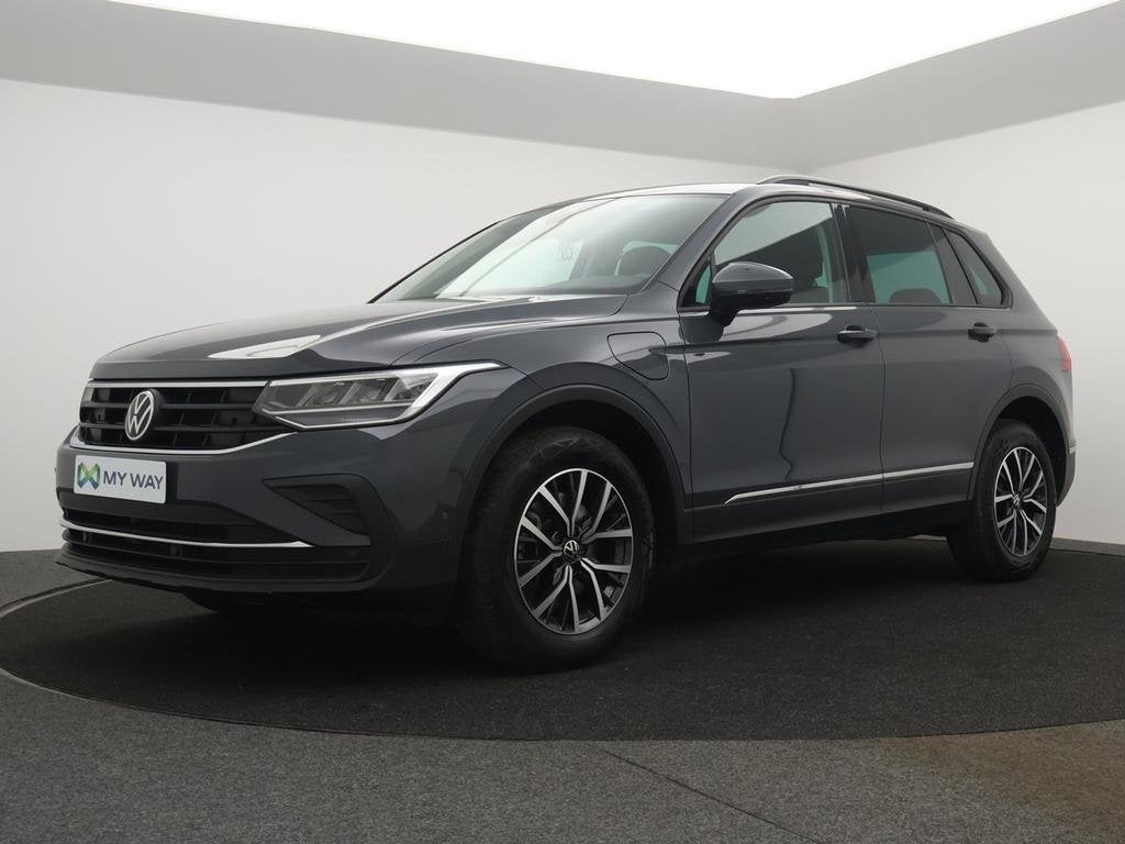 Volkswagen Tiguan eHybrid (PHEV) Tiguan eHybrid 1.4 Life OPF, Auto's, Automaat, https://public.car-pass.be/vhr/a0563fd0-07b8-4627-9bb3-1ac8ab5e0a9e