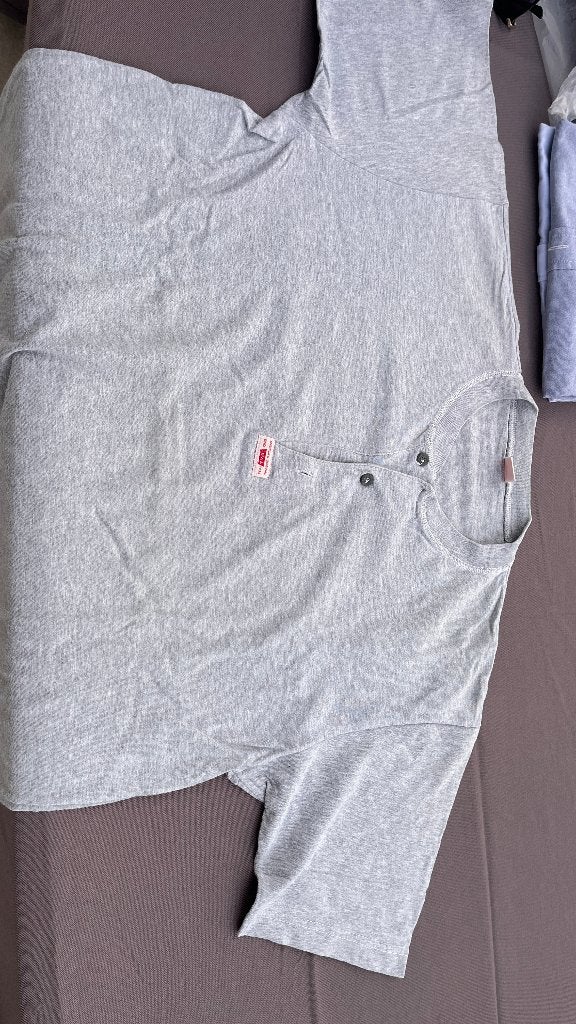t-shirt Levi's, Vêtements | Hommes, T-shirts, Enlèvement, Comme neuf
