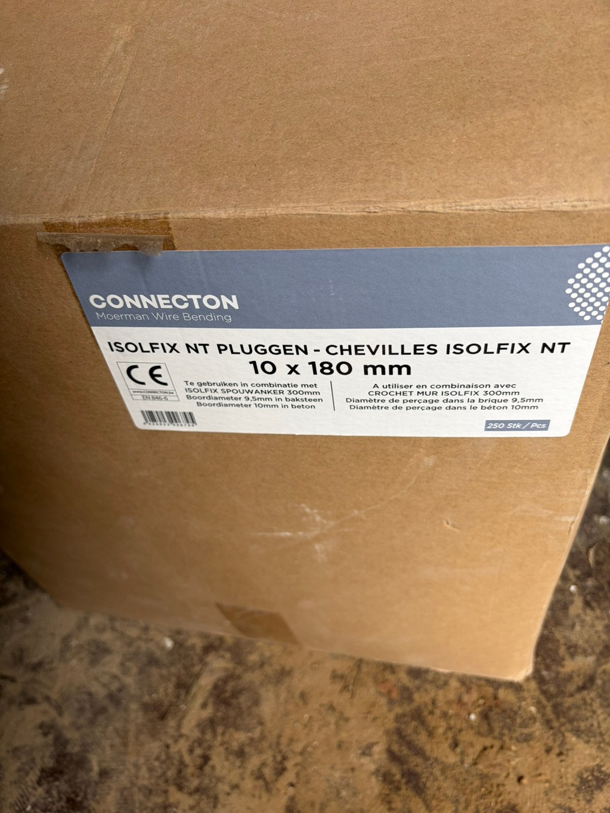 Isolfix pluggen + slagankers, Ophalen, Nieuw, Pluggen