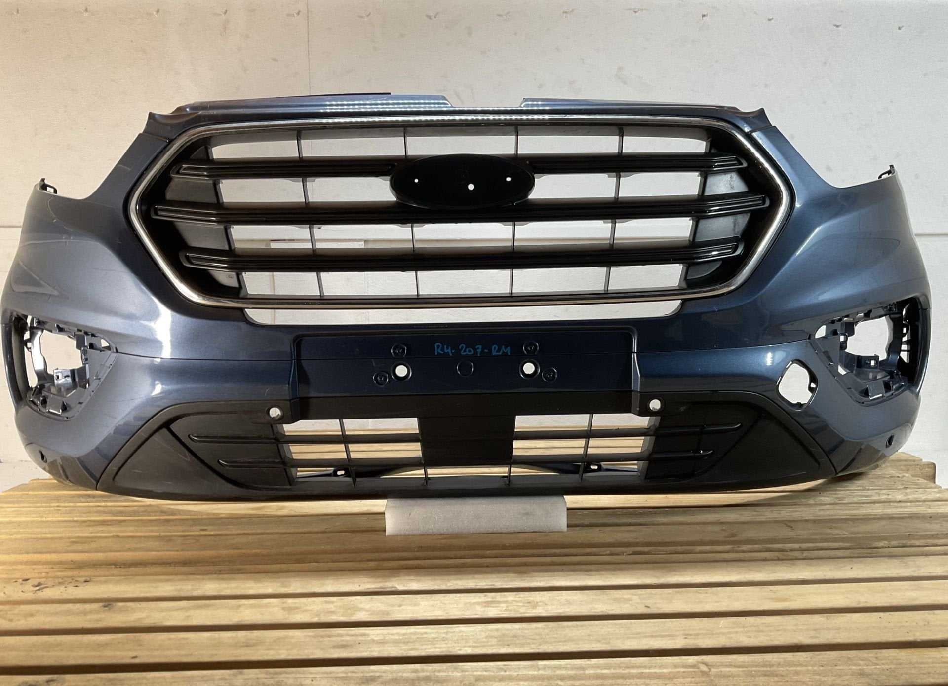 Pare-chocs avant Ford Transit Custom 18-23 R4-207RM, Neuf, Pare-chocs, Info@ford.com, Ford