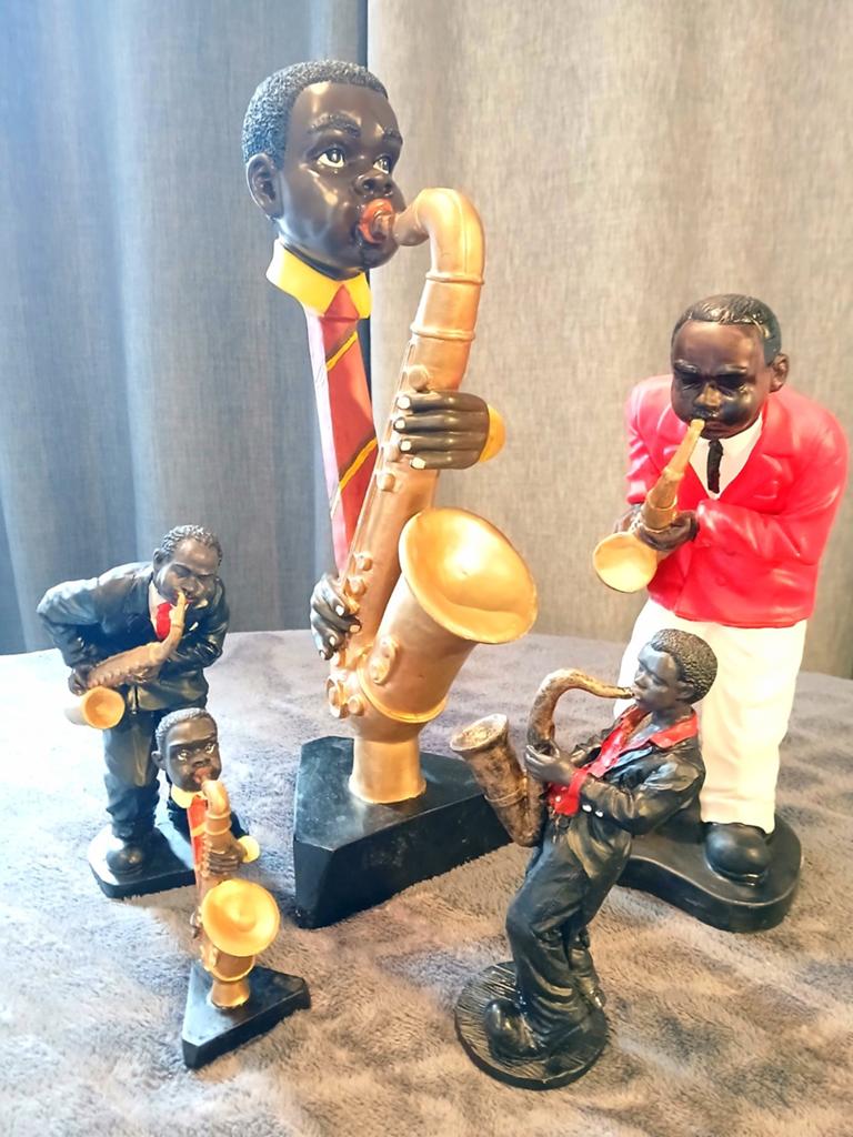 Lot de 5 figurines musiciens jazz en résine, Enlèvement