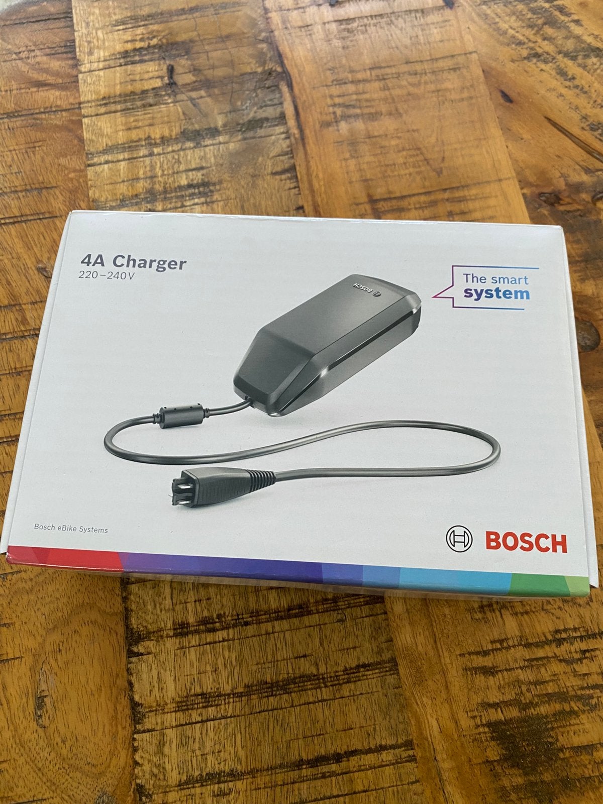 Bosch fiets oplader smart system 4A, Fietsen en Brommers, Fietsaccessoires | Fietsaccu's, Nieuw