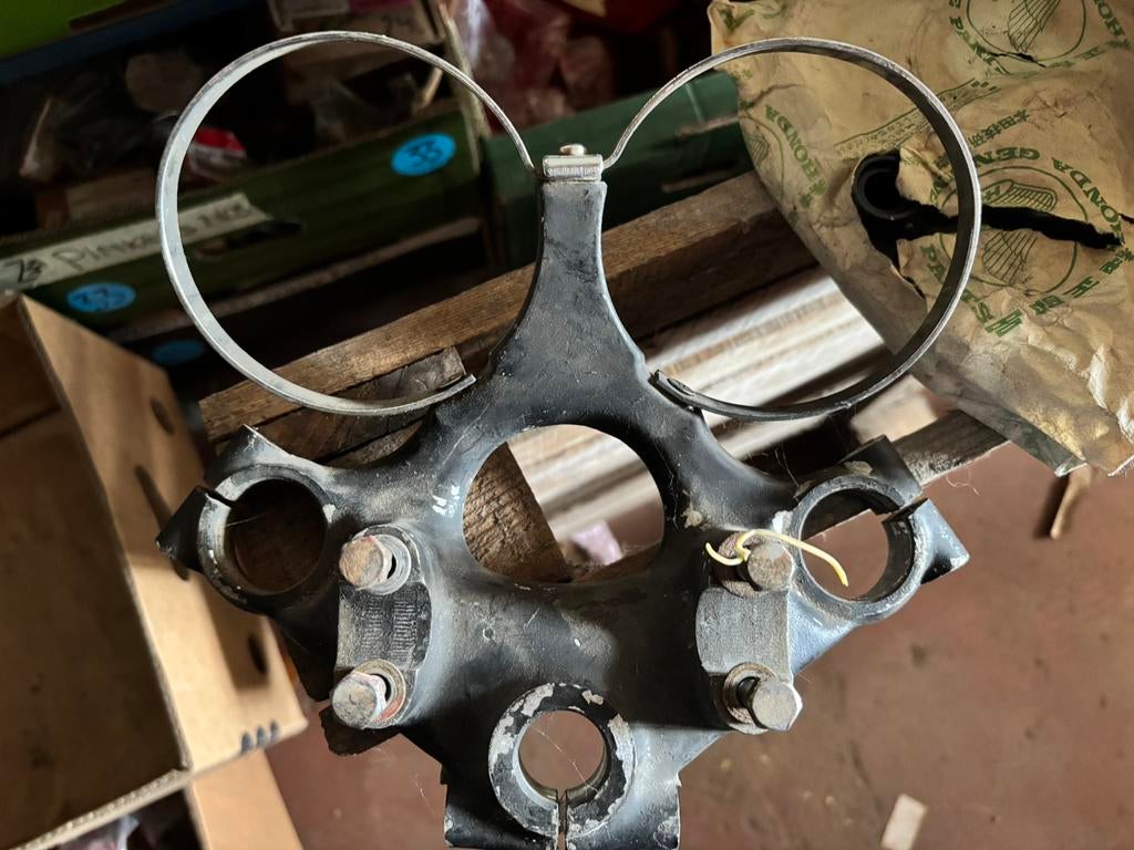 Pince triple Honda CB750 K0,1,2 avec attaches compteurs, Motos, Enlèvement ou Envoi, Utilisé