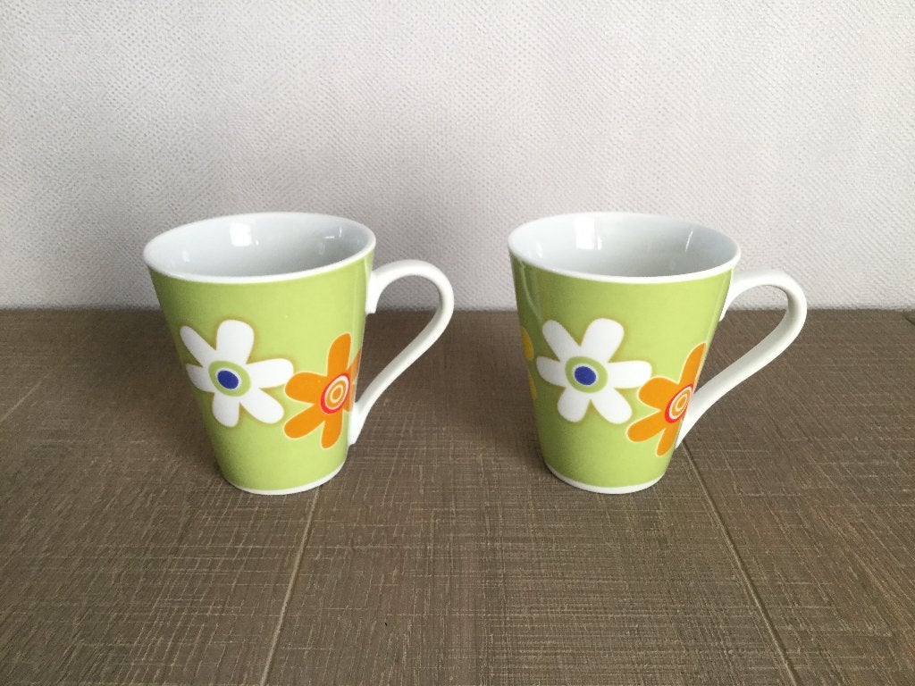 2 mokken als nieuw, Ophalen of Verzenden, Zo goed als nieuw, Mok
