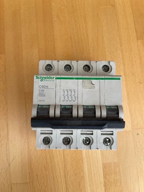 Schneider 4P C60 400V, Bricolage & Construction, Enlèvement ou Envoi, Neuf, Schneider Electric, Disjoncteur divisionnaire