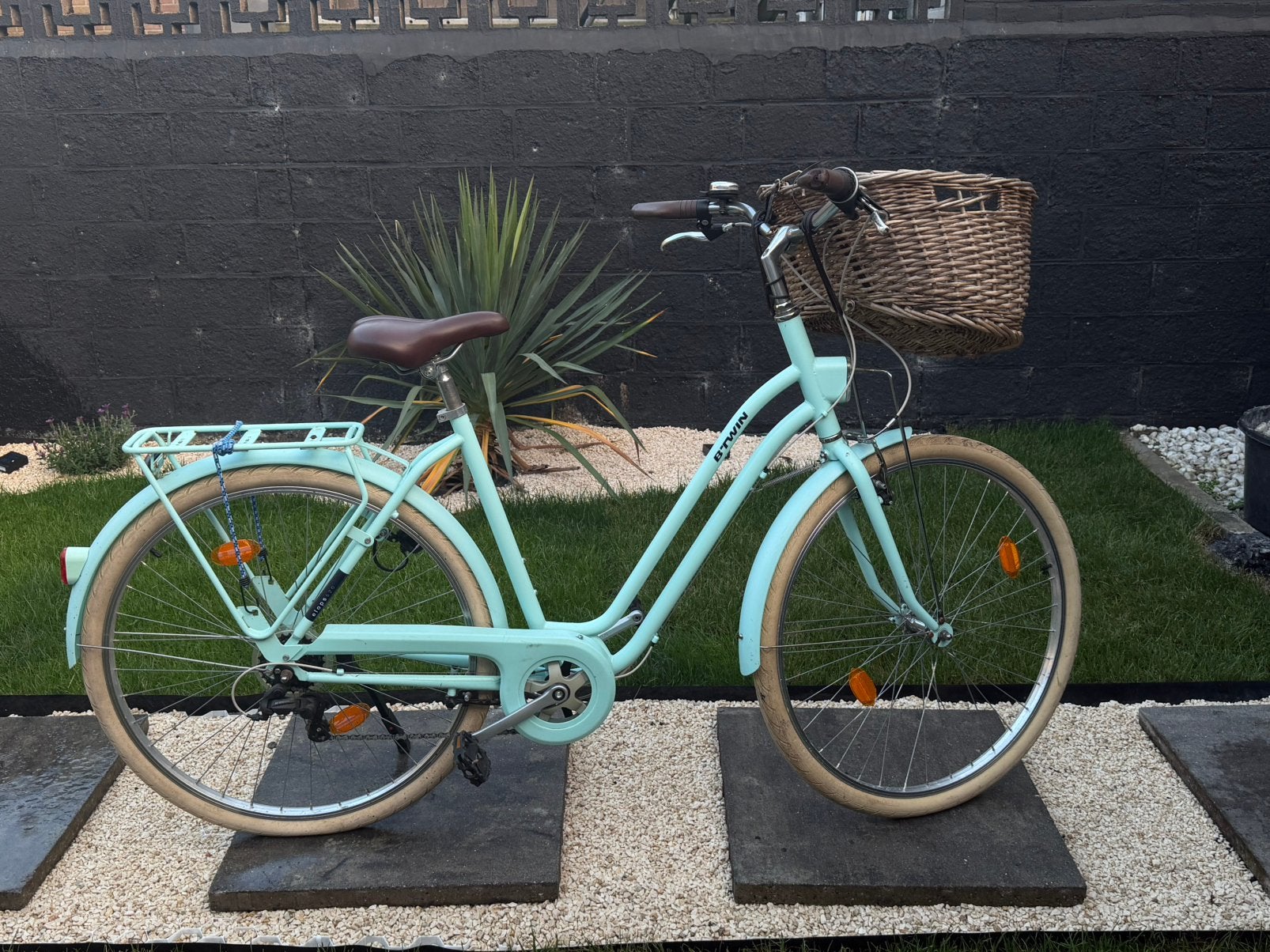 Damesfiets, Fietsen en Brommers, Ophalen, Zo goed als nieuw