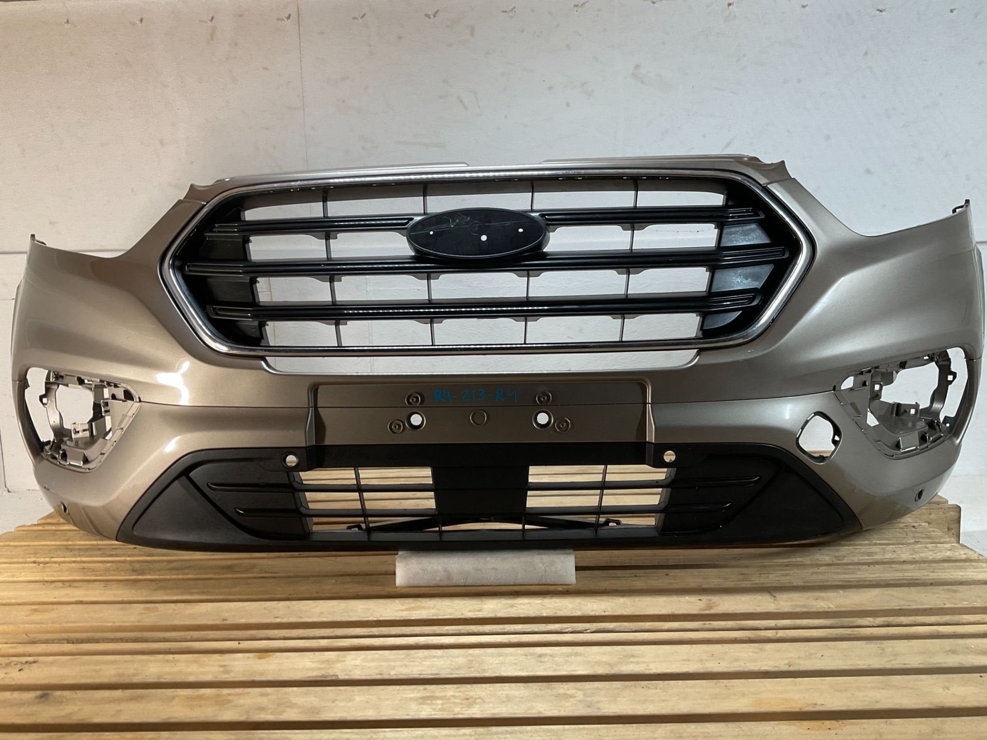 Pare-chocs avant Ford Transit Custom 18-23 R4-213RM, Neuf, Pare-chocs, Info@ford.com, Ford