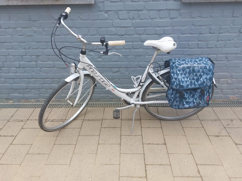 Damesfiets Prestige Ohio wit, Fietsen en Brommers, Velgrem, Versnellingen, Zo goed als nieuw, Ophalen