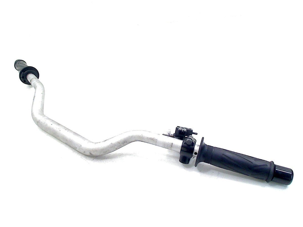 STUUR Yamaha MT 09 2014-2017 (01-2014/12-2017), Motoren, Yamaha Motor Europe N.V., Gebruikt, Customersupport@yamaha-motor.co.uk