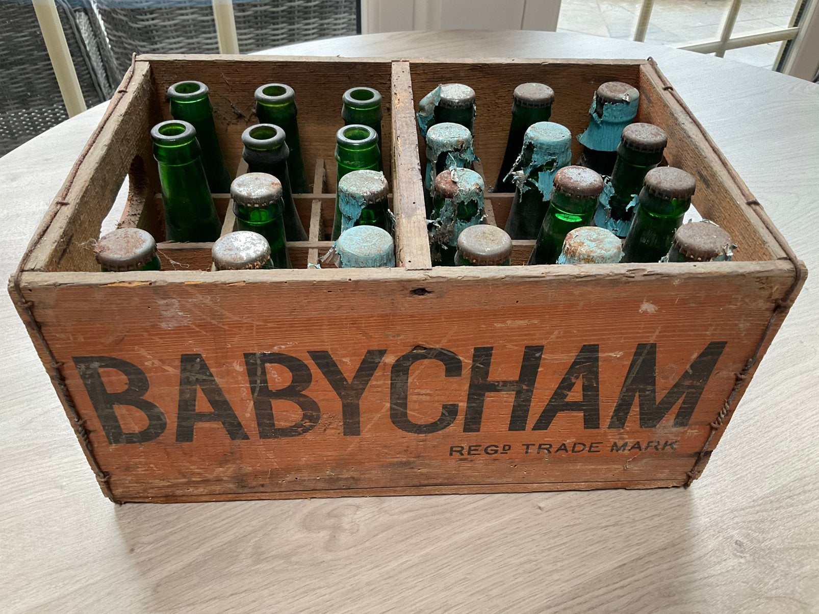 Babycham, Enlèvement
