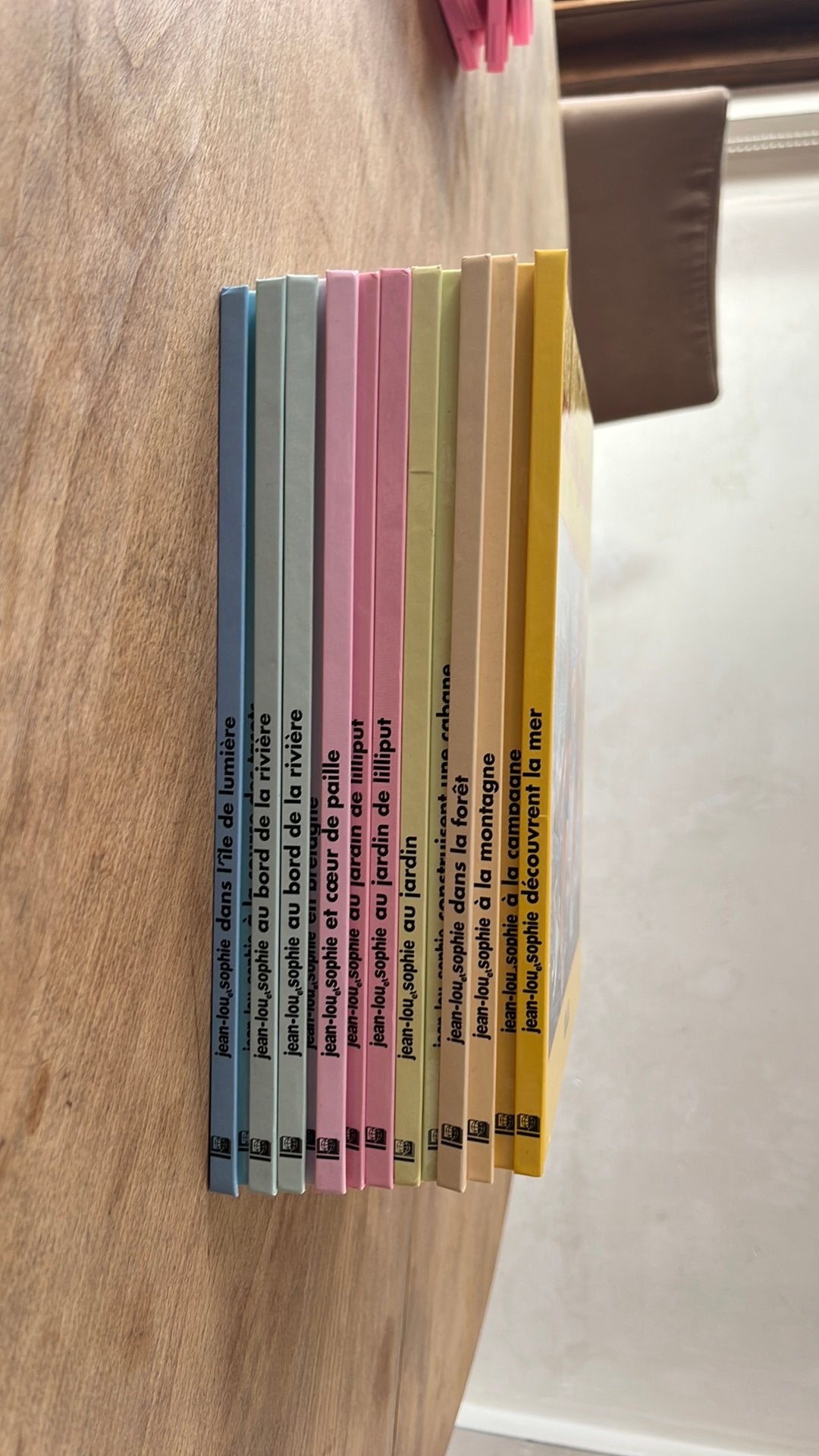 Lot de 14 livres « Jean Lou et Sophie » avec cassettes audio, Livres, M Marlier, Garçon ou Fille, Comme neuf, Enlèvement