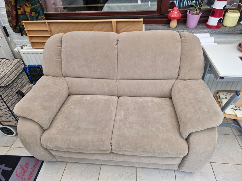 Tweezit zetel 150cm breed in zeer mooie staat, Ophalen