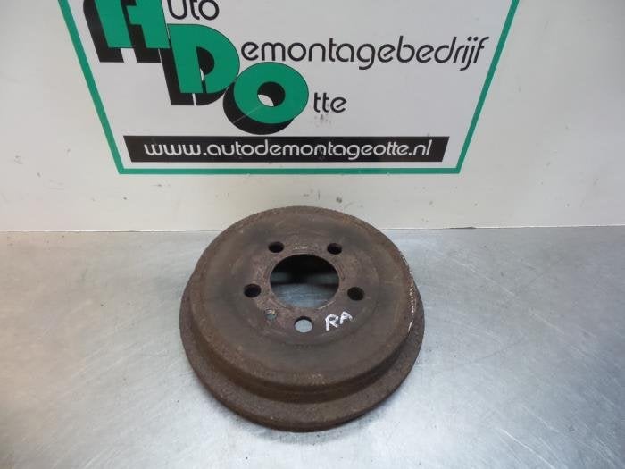 Tambour de frein arrière d'un Volkswagen Polo (Polo 01-), Volkswagen, -, 3 mois de garantie, Utilisé