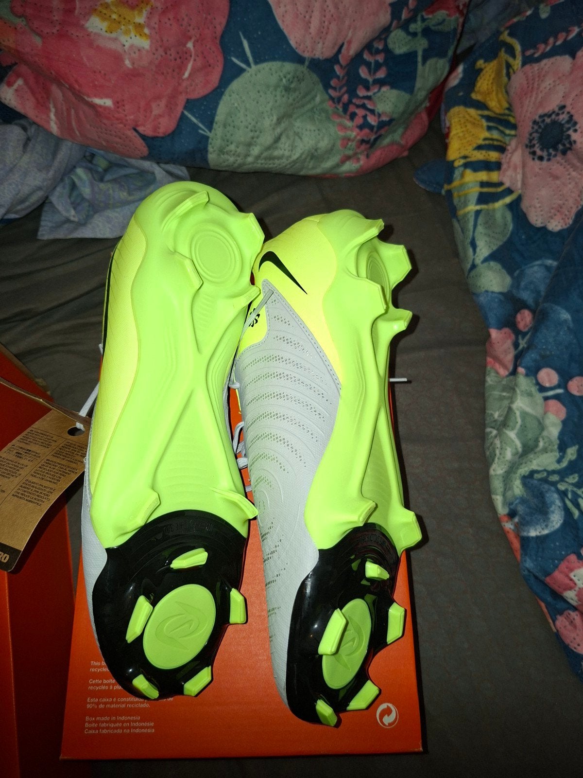 chaussures foot, Sports & Fitness, Enlèvement ou Envoi, Chaussures