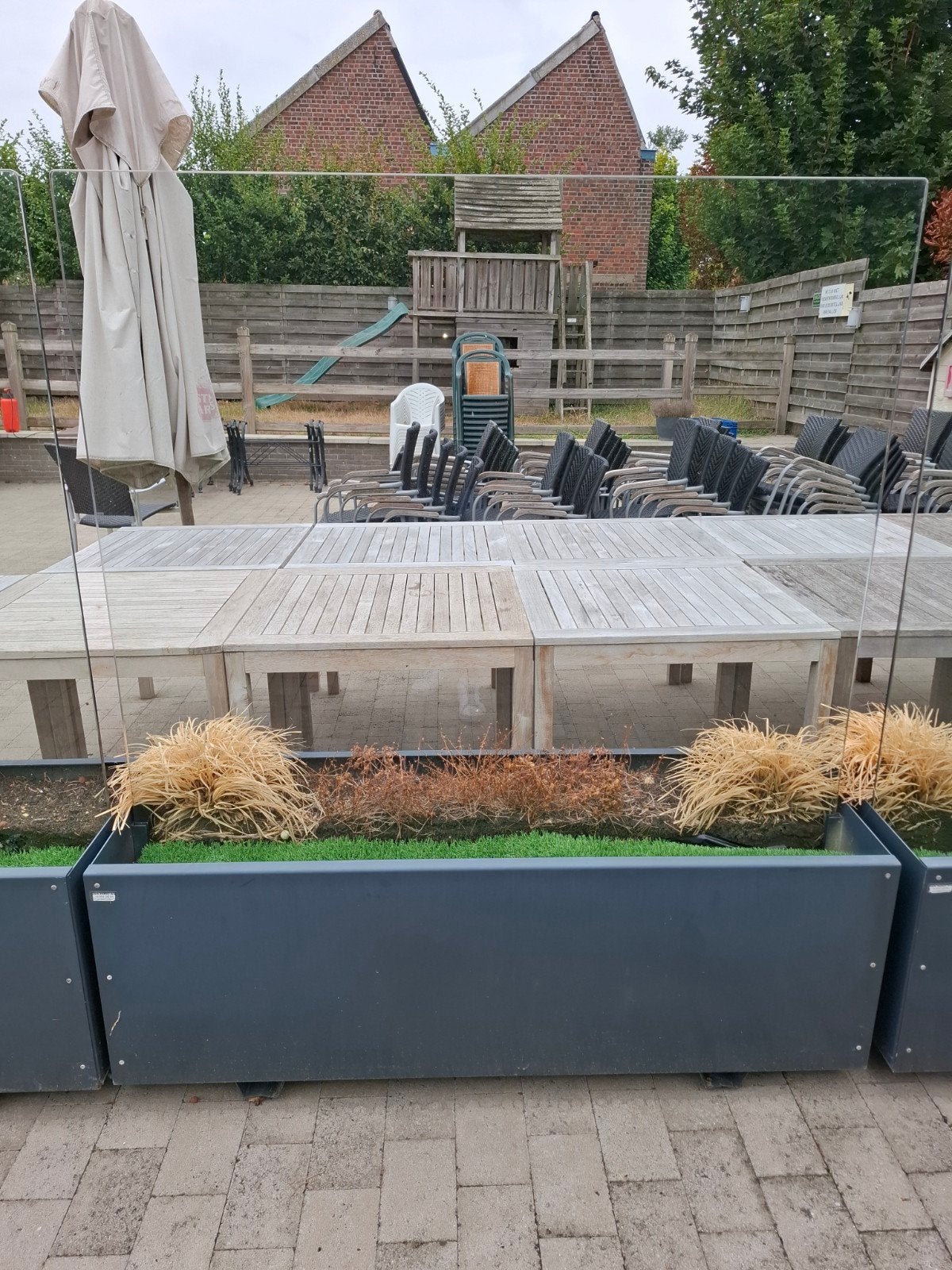 terras wind afscherming 150x50 180cm hoog bloembak, Ophalen, Gebruikt