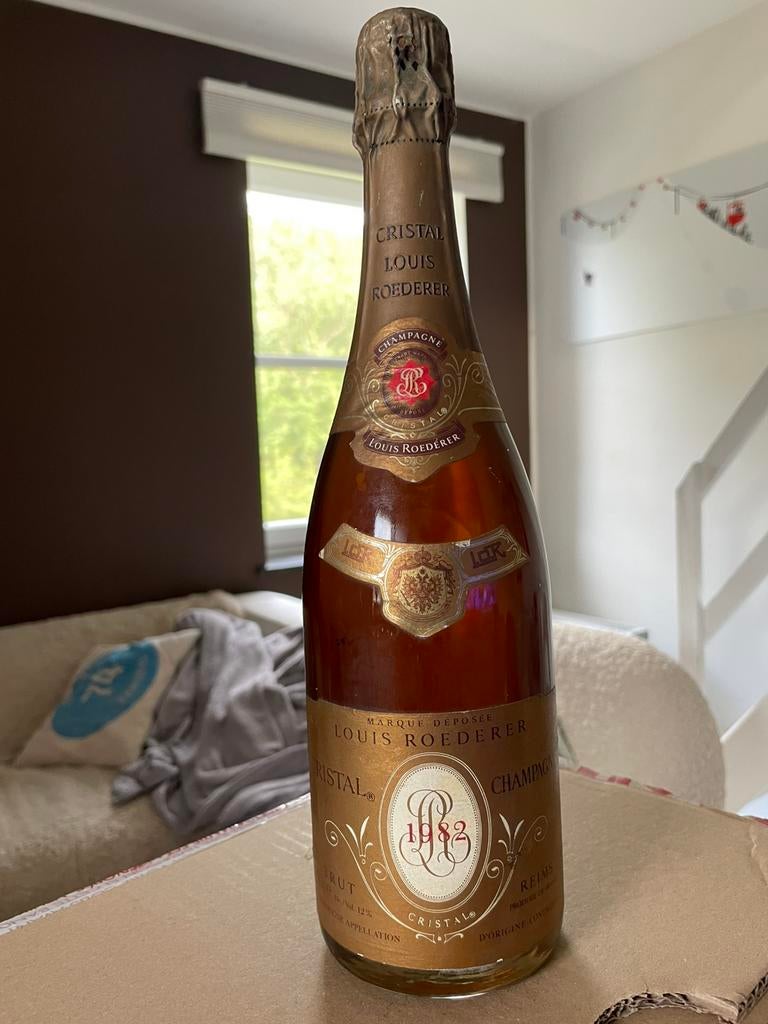 Cristal Roederer 1982, Verzamelen, Wijnen, Zo goed als nieuw, Champagne, Ophalen of Verzenden