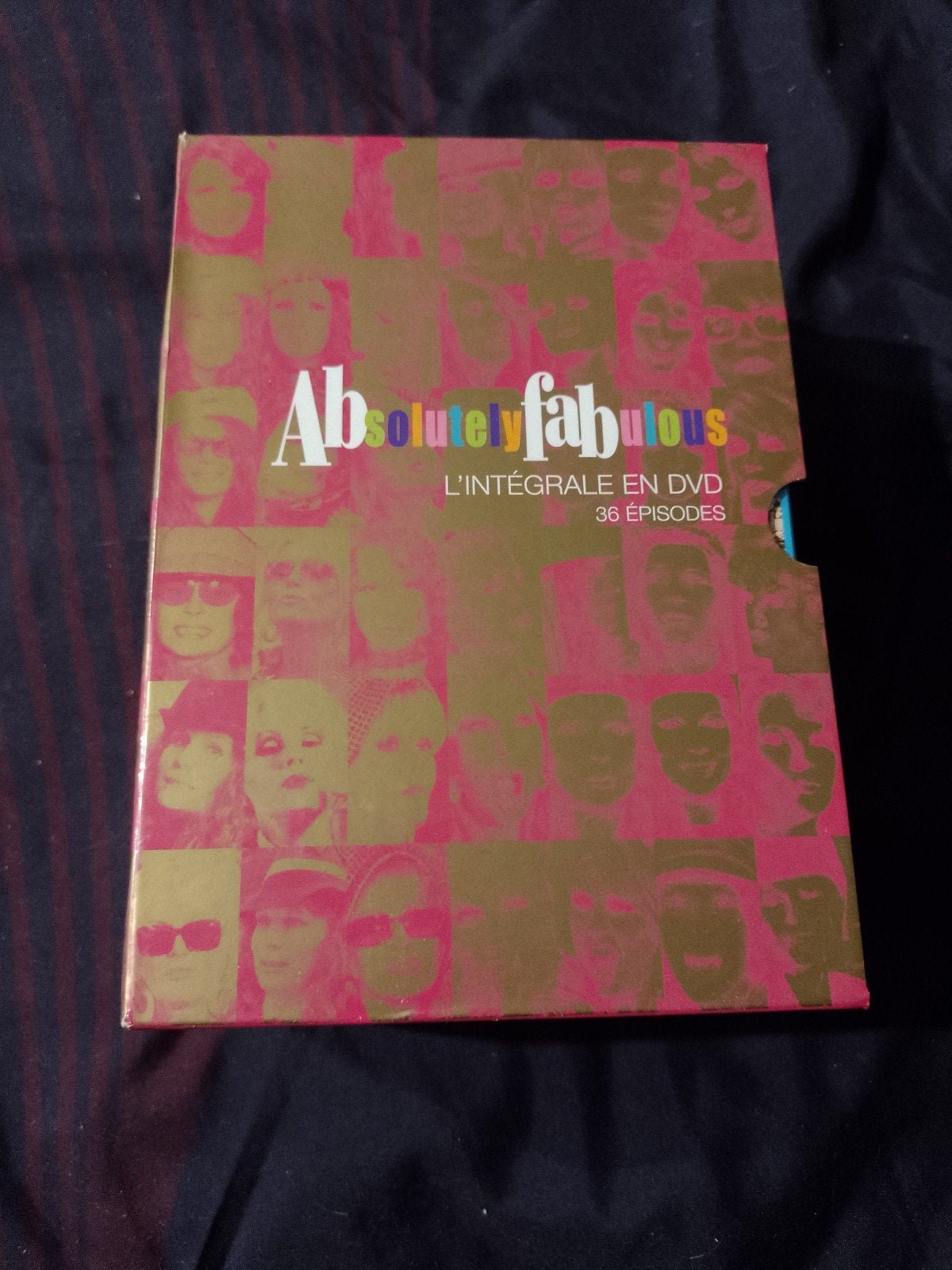 A vendre en coffret dvd intégral série absolutely Fabulous, Anglais, Comédie, Anglais, Suppléments