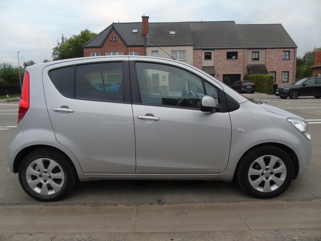 Opel Agila 1.0i Benzine *2009 *Airco *SLECHTS 68.000 Km, Voorwielaandrijving, Stof, Zwart, 48 kW