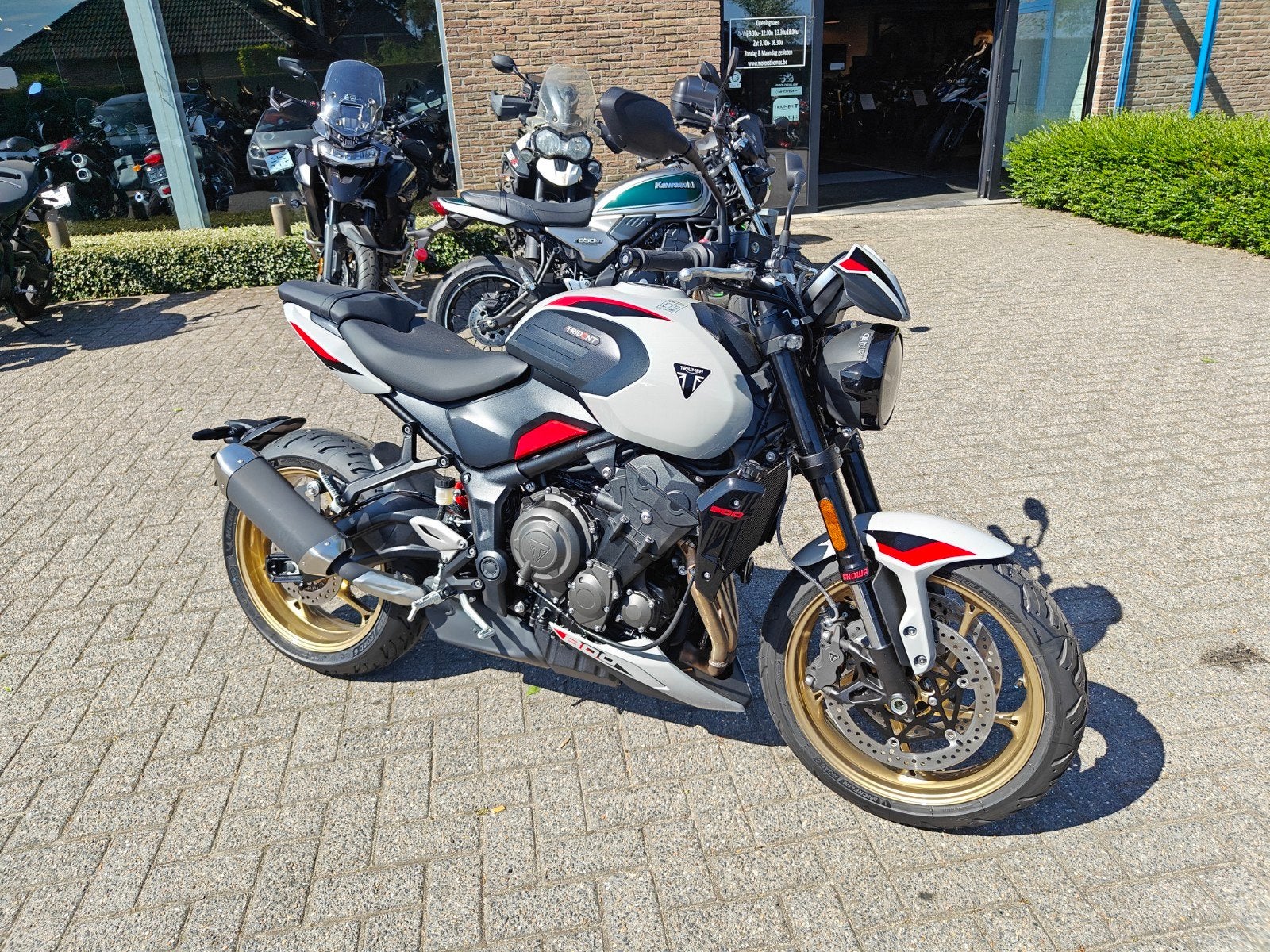 Triumph Trident 800 nieuw, Motoren, Motoren | Triumph, Bedrijf, Naked bike, meer dan 35 kW, 3 cilinders, Motorrijbewijs A, ABS