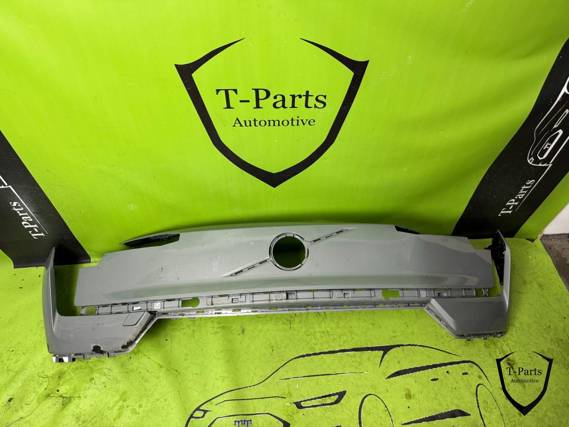 volvo ex30 voorbumper bumper EX 30 80010943, Gebruikt, Gunnar Engellaus vag 8
405 31  Gothenburg, SE, Info@volvocars.com, Volvo