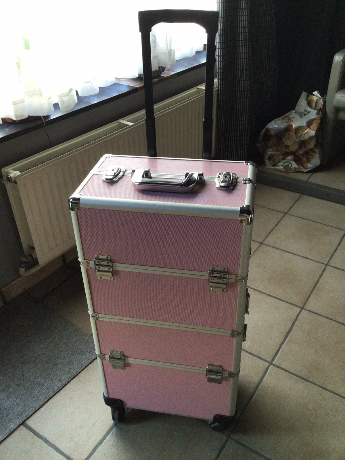 Kapperskarretje gekocht 200€ te koop 80€, Ophalen, Zo goed als nieuw