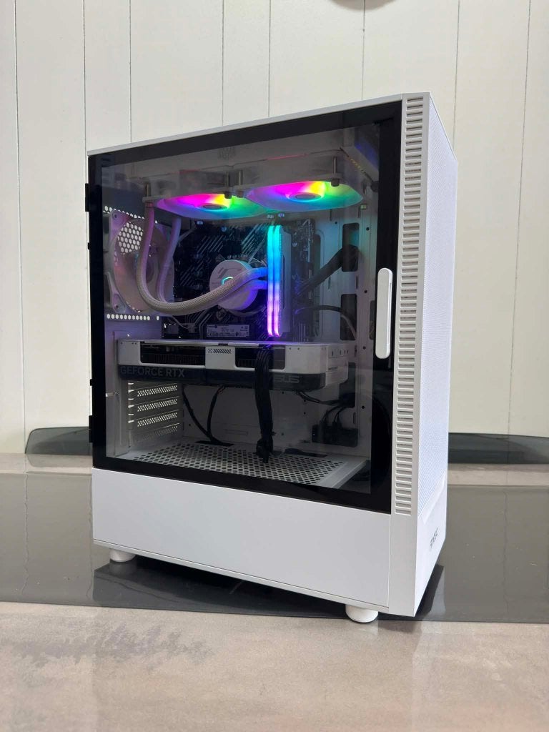PC Gamer RTX 4070 • I7-11700F • 32 Go • RGB White, Le pc est monté avec différentes marques, 32 GB, Comme neuf, Enlèvement