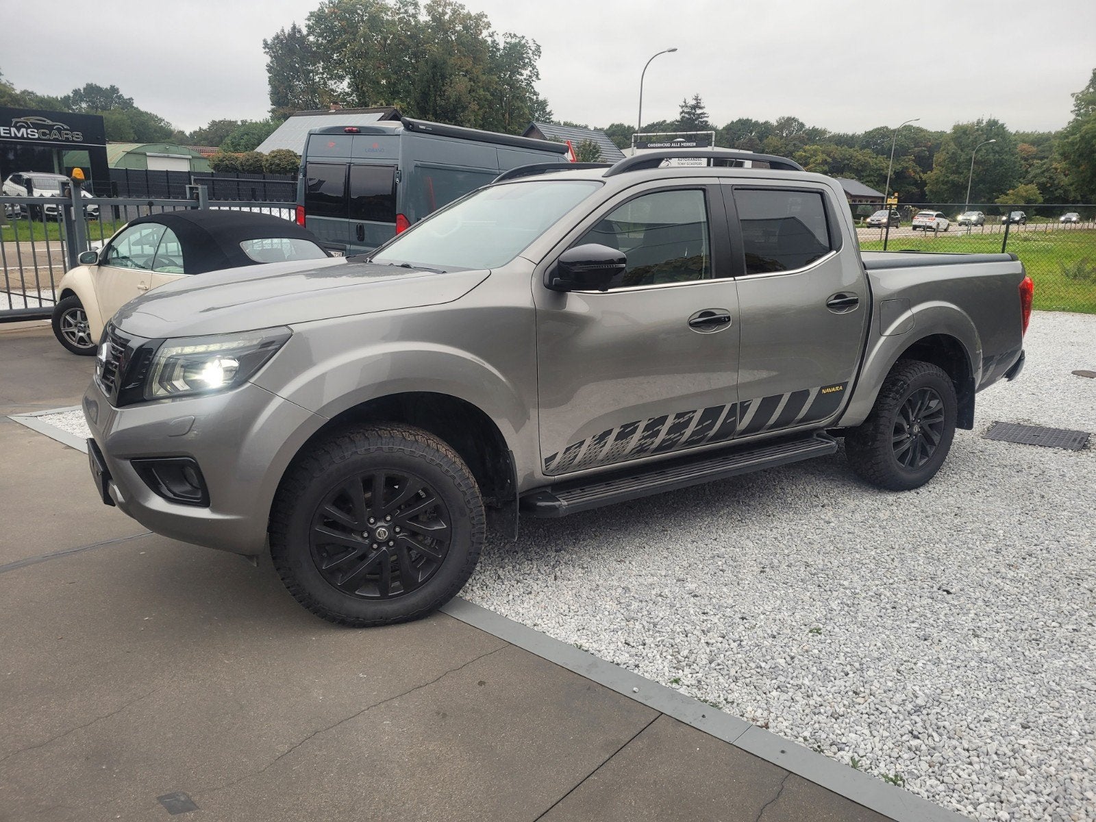 Nissan Navara à cabine double, Autos, Achat, Entreprise, Diesel, Automatique