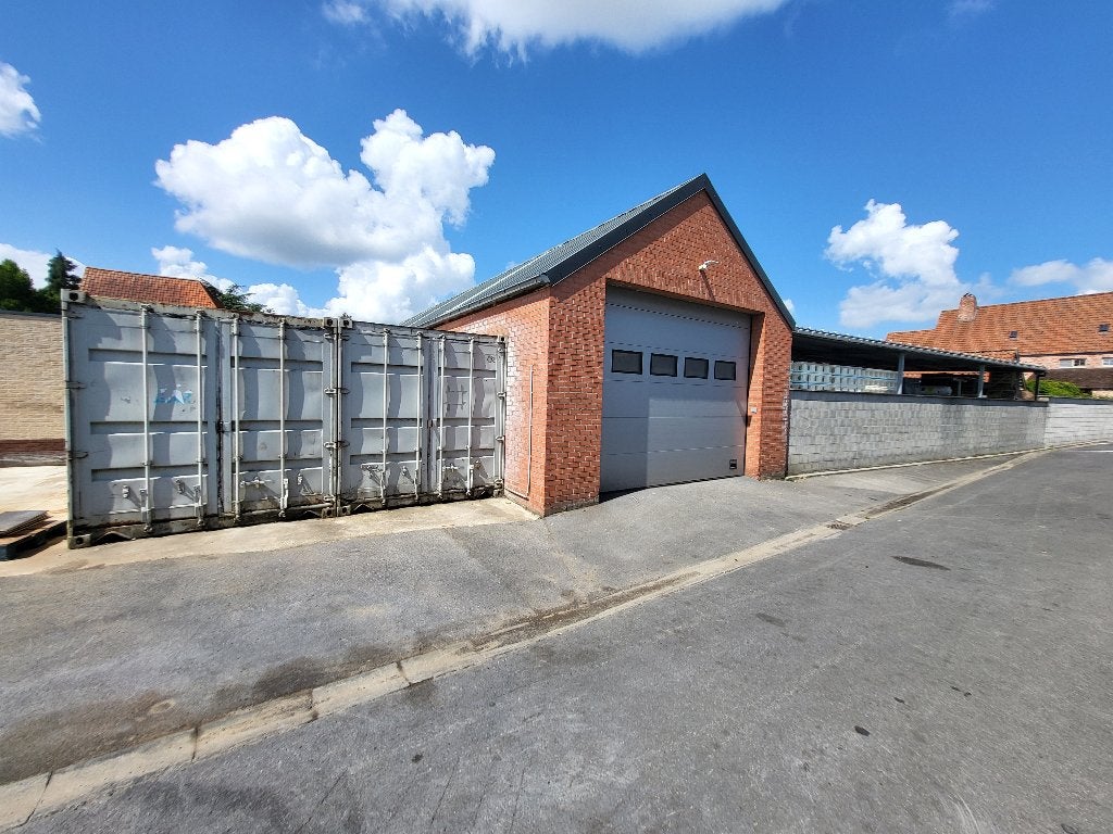 Magazijn (m²) te koop in Roeselare, 250 m², Koop, Opslag of Loods