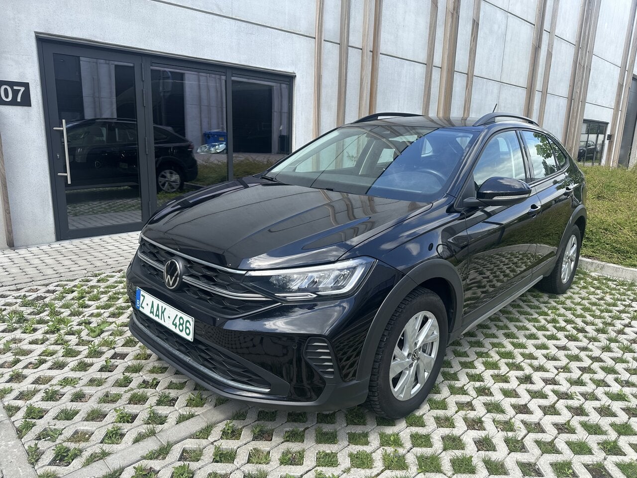 Volkswagen Taigo 1.0 TSI DSG LIFE, Auto's, Volkswagen, 0 cilinders, Zwart, 0 kg, Zwart