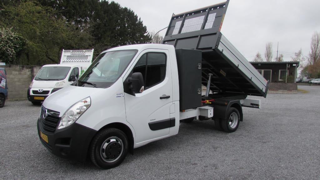 OPEL MOVANO BENNE 2019 ETAT NEUF 18950€, Auto's, 4 cilinders, 3000 kg, Bedrijf, Elektrische ramen