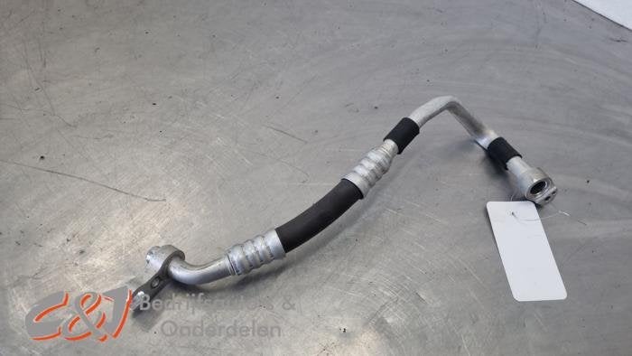 Tuyau clim d'un Mercedes Vito, Autos : Pièces & Accessoires, Autres pièces automobiles, Mercedes-Benz, Utilisé, 3 mois de garantie