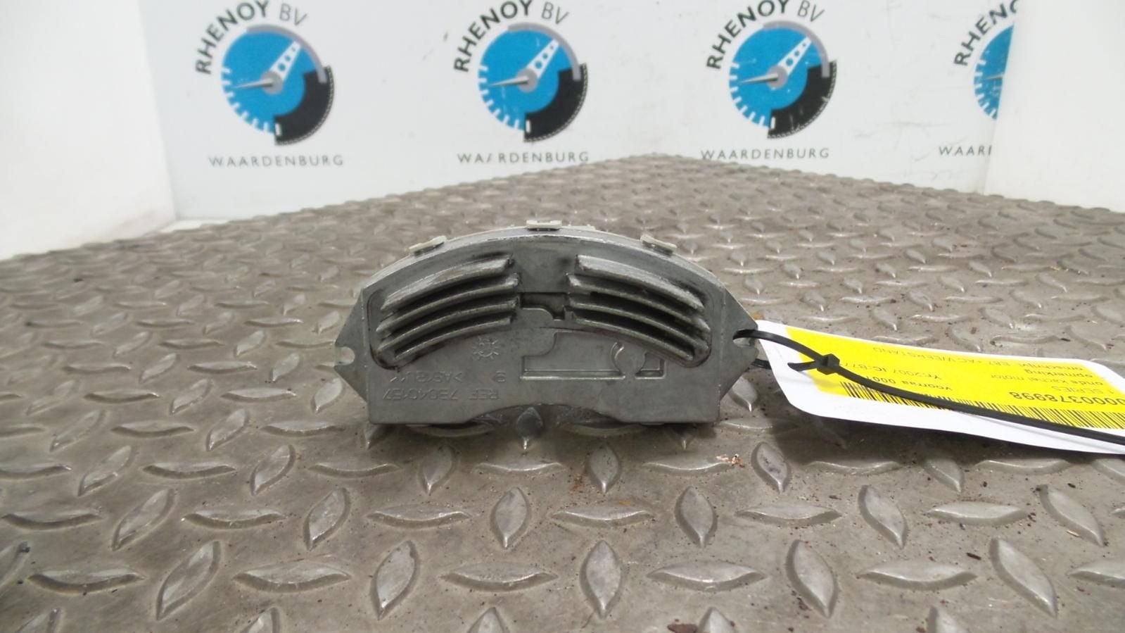 BMW 1 SERIES 118D KACHELMOTOR 2007, Ophalen of Verzenden, Gebruikt, ARN erkend
