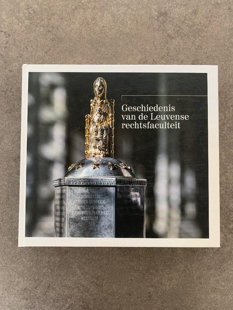 Geschiedenis van de Leuvense rechtsfaculteit, Enlèvement ou Envoi, Neuf