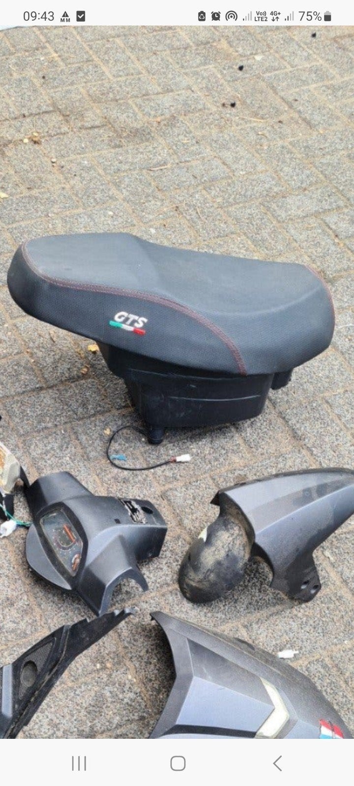 zadel GTS Vici 50cc scooter in goede staat, Fietsen en Brommers, Ophalen of Verzenden, Zadel