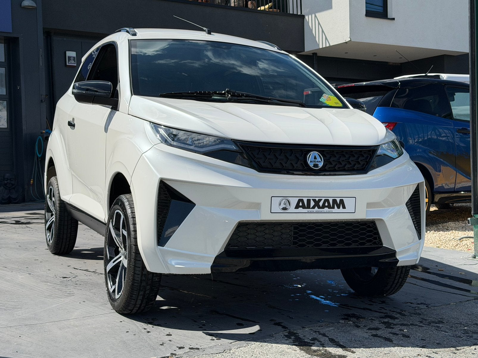 demo aixam crossover  met vele opties, Auto's, Aixam, Bedrijf, Te koop, Diesel, Automaat, Wit, Leder, Verlengde garantie, Ophalen of Verzenden