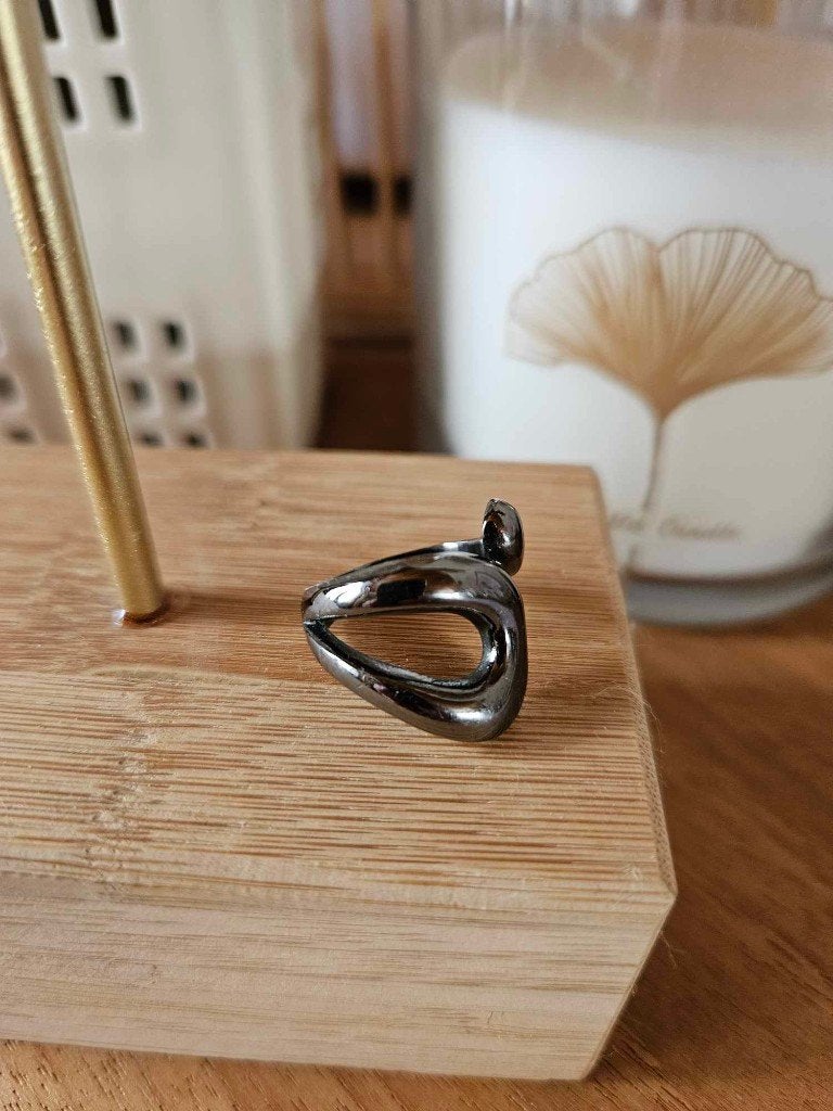 Bague Twice a Nice, Bijoux, Sacs & Beauté, Bagues, Enlèvement ou Envoi, Neuf, Noir, Femme