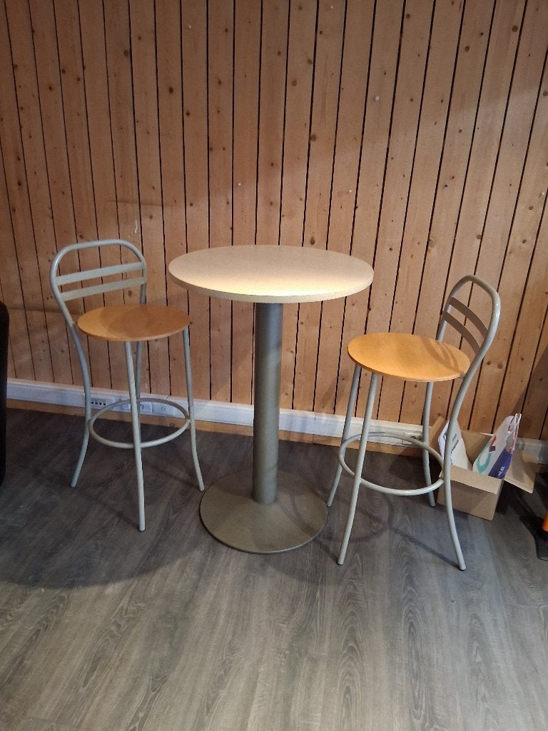 table debout, Enlèvement, Utilisé