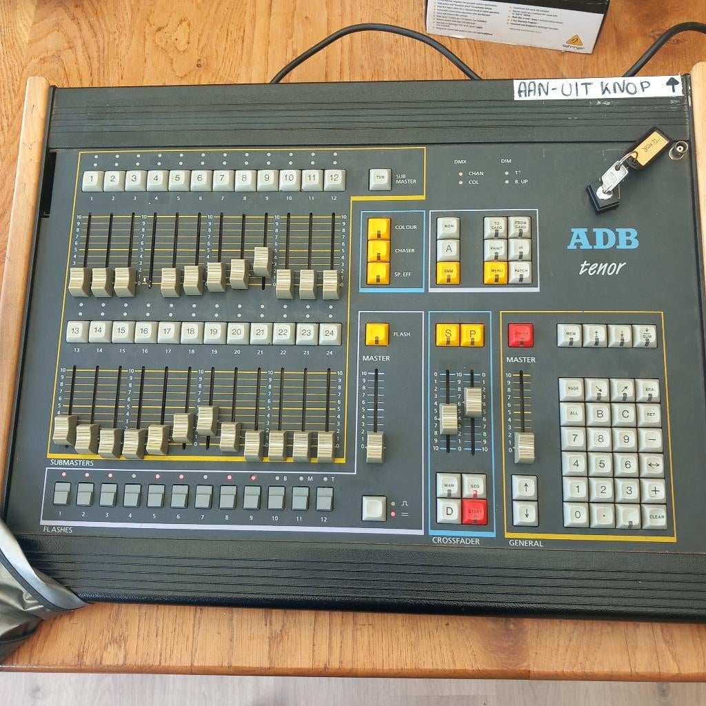 ADB Tenor lichttafel, Muziek en Instrumenten, Ophalen