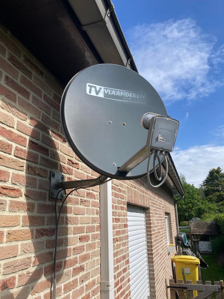 Schotel tv vlaanderen, Audio, Tv en Foto, Schotelantennes, Ophalen, Zo goed als nieuw