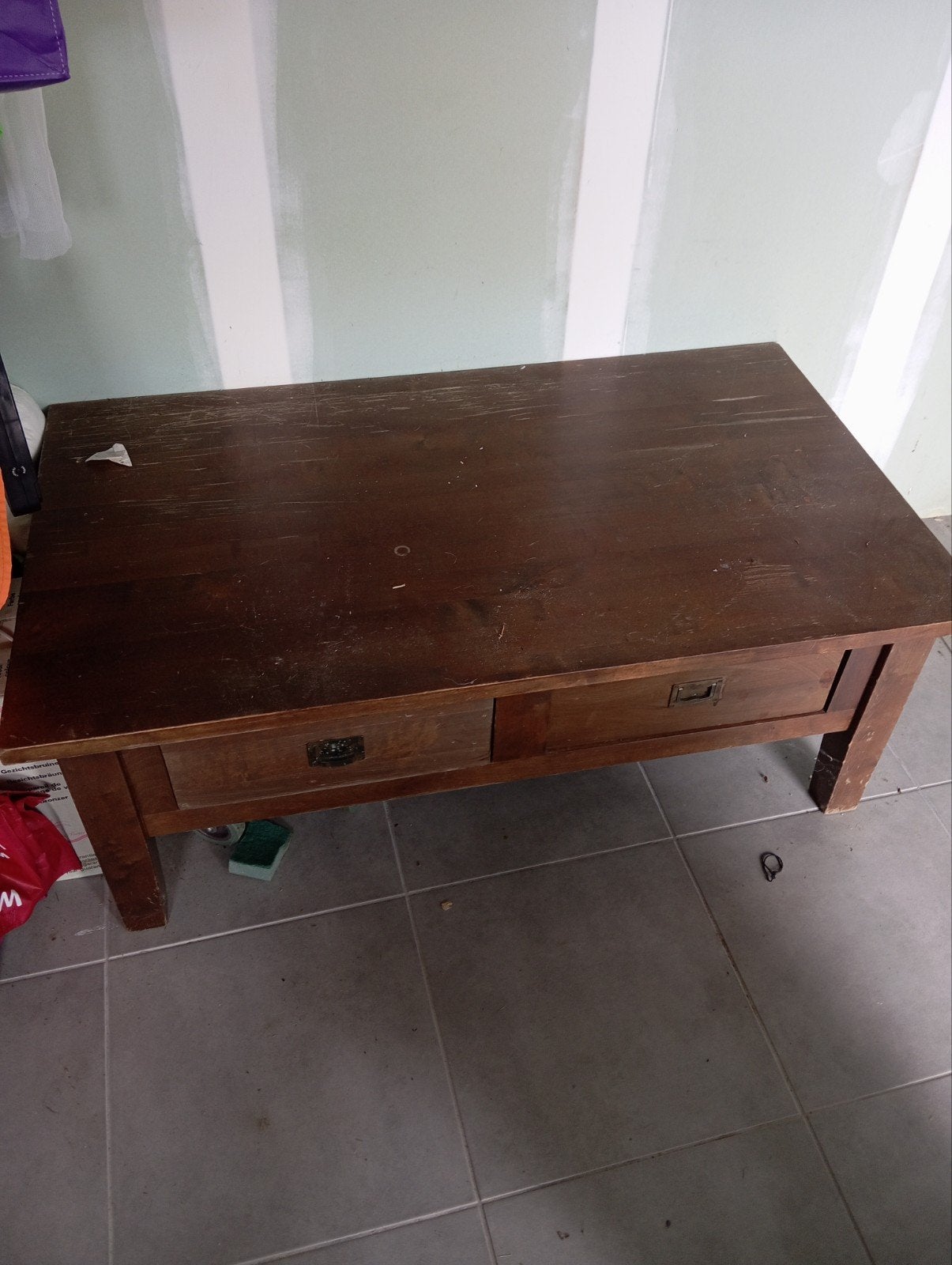 Salontafel te koop, Ophalen