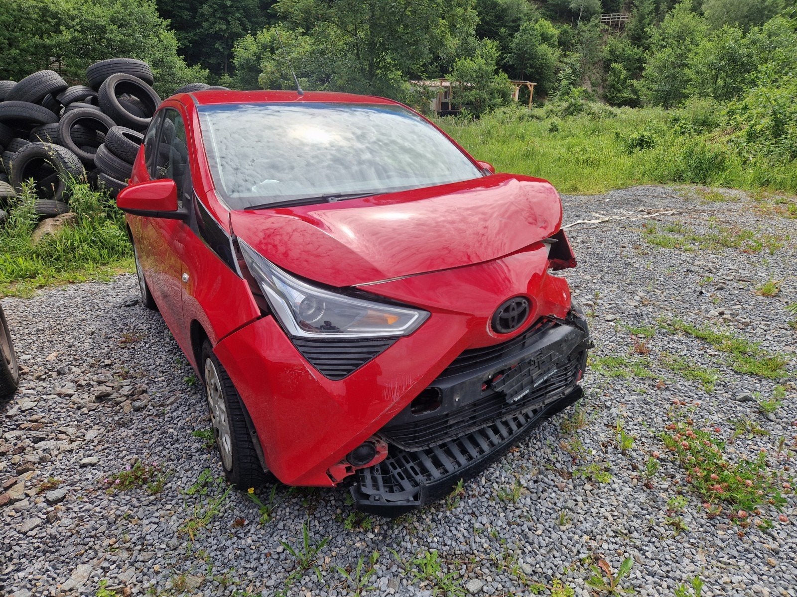 Toyota Maygo 1.0 essence année 2019 avec dommages, Autos, Toyota, Rouge, Achat, Euro 6, Entreprise