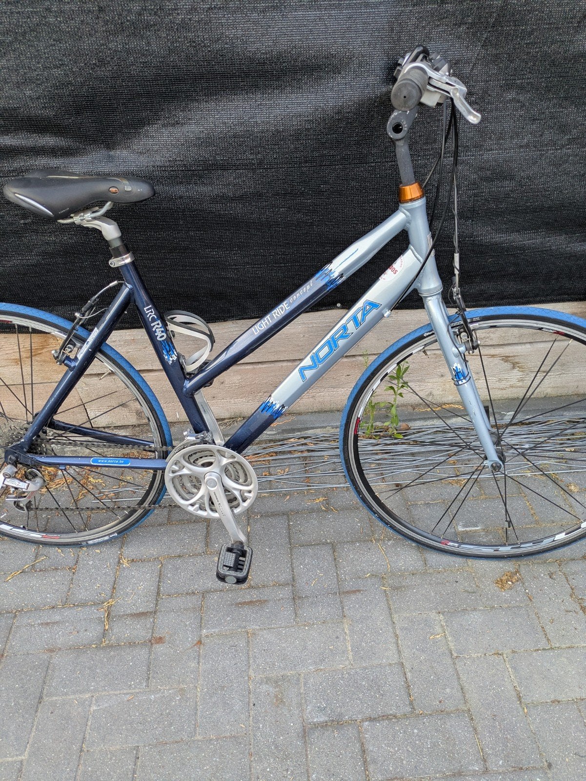 Jongen fiets, Enlèvement ou Envoi
