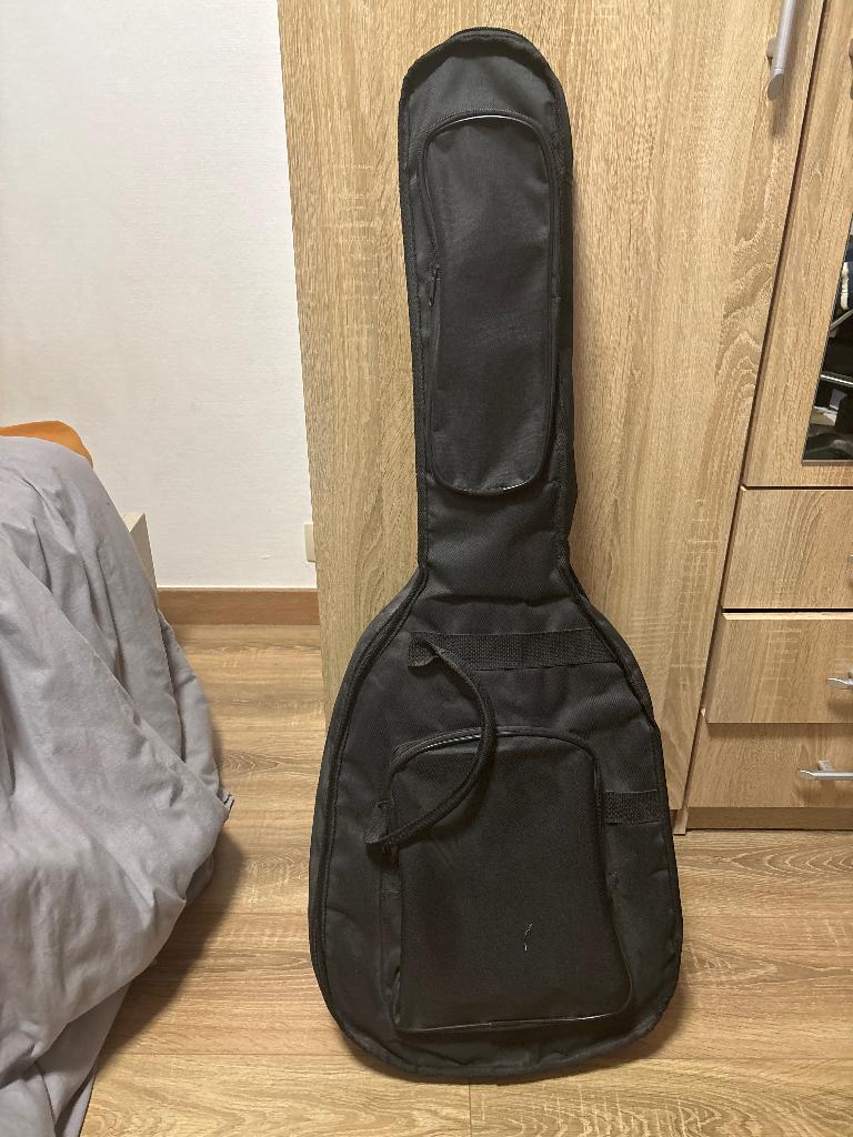 Guitare, Enlèvement, Neuf, Guitare classique ou espagnole