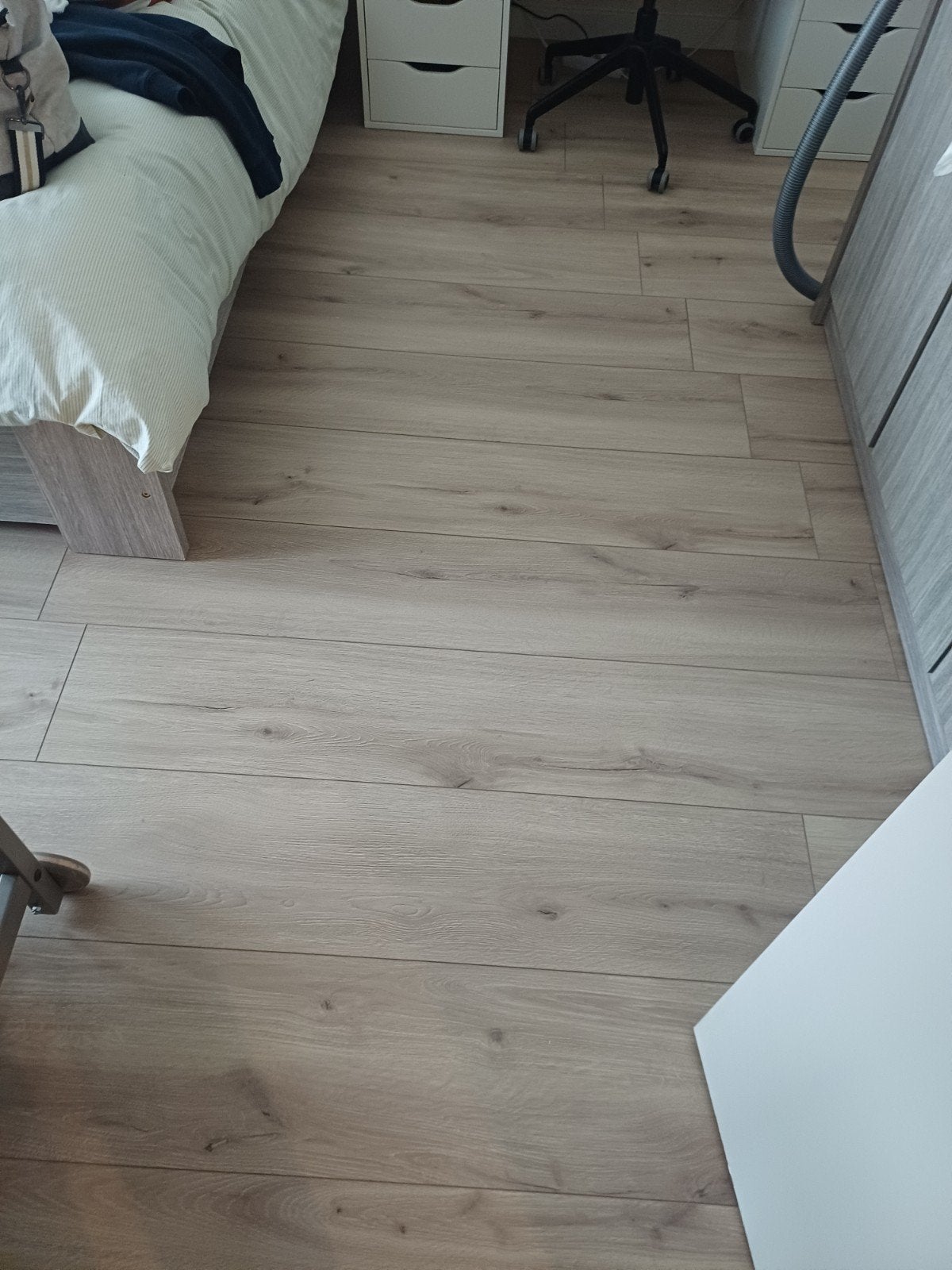 10 pakken laminaat. 8mm gekyerd voor commercioneel gebruik, Ophalen, Hout, Laminaat