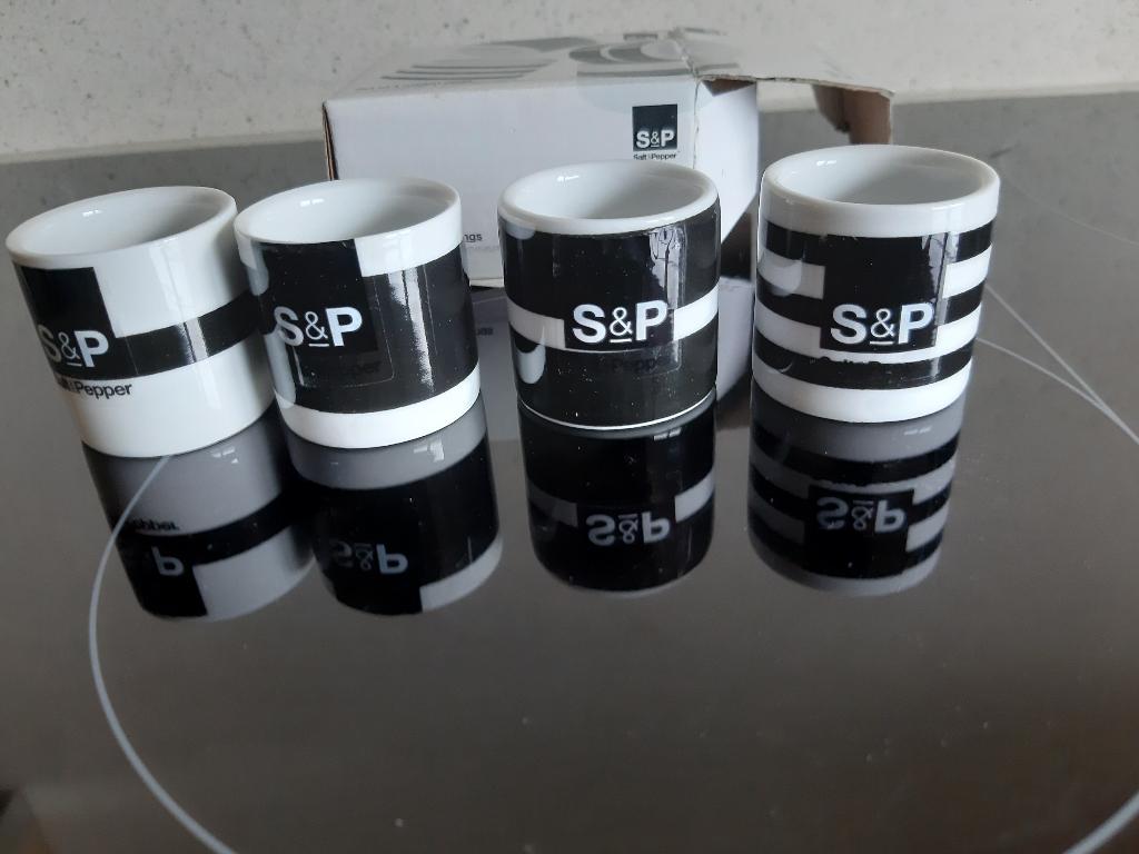 S&P servetringen (Salt&Pepper), Huis en Inrichting, Keuken | Servies, Ophalen of Verzenden, Nieuw, Overige typen