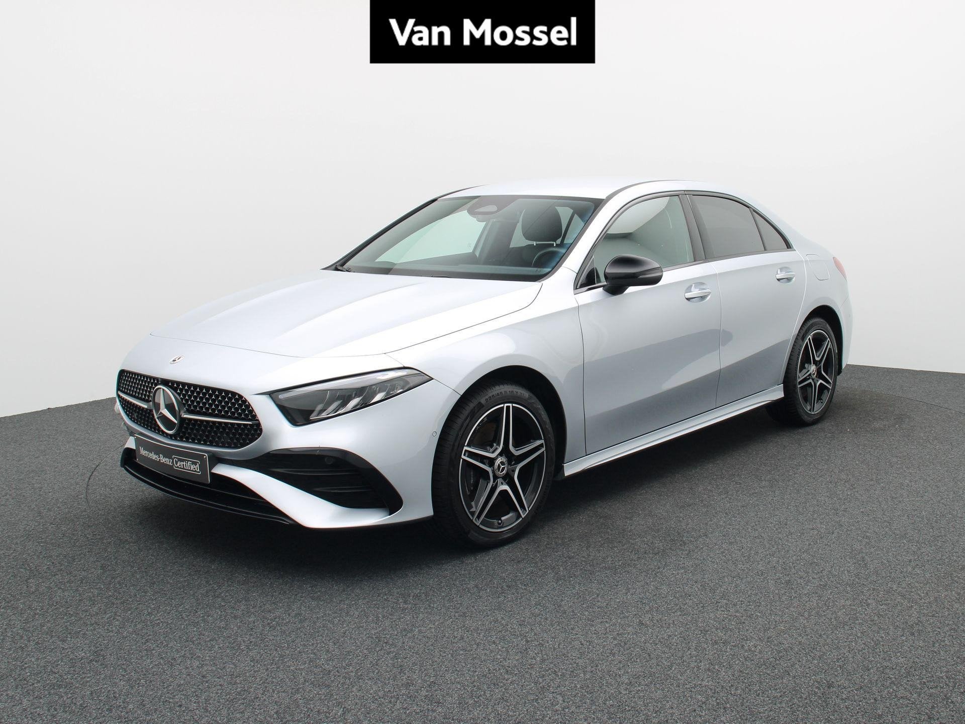 Mercedes-Benz A-Klasse 250 e AMG Line Limousine + TREKHAAK +, Autos, Achat, 16 kWh, Noir, 120 kW