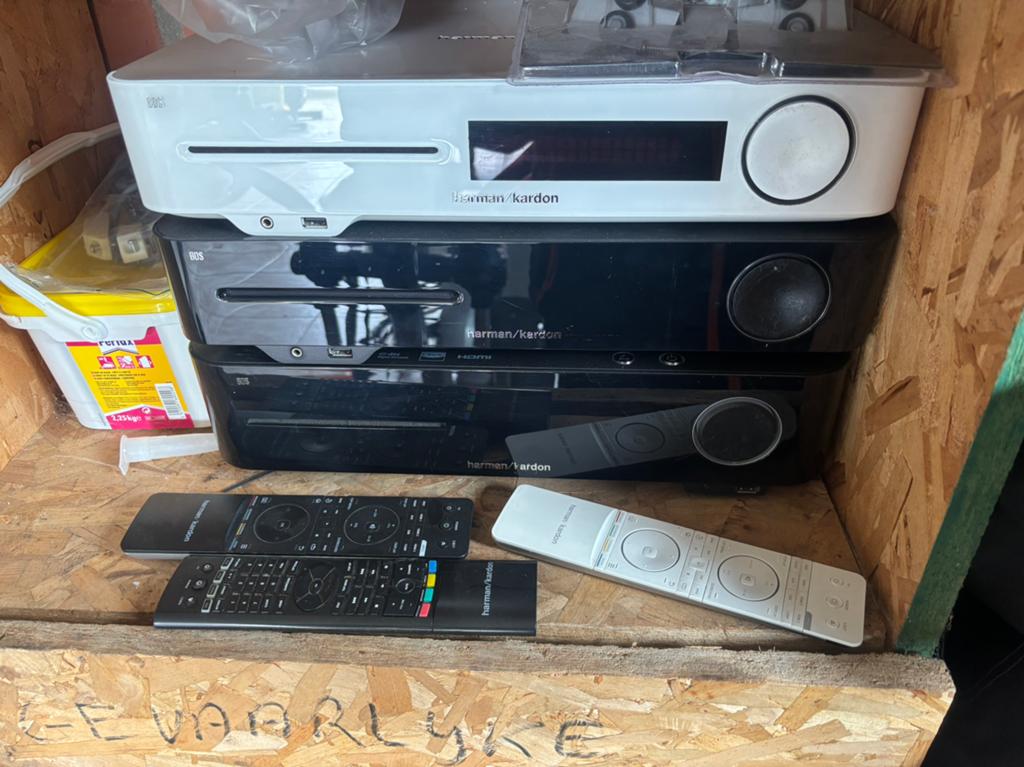 Harman Kardon, Autres marques, 60 à 120 watts, Enlèvement, Ne fonctionne pas